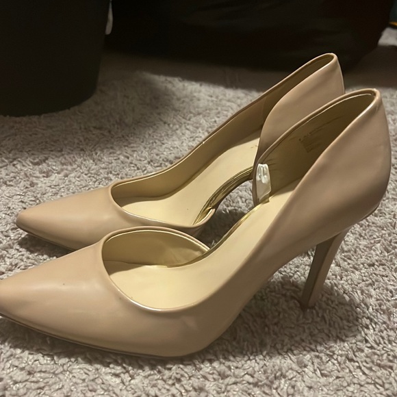 Merino High Heeled Pumps - Picture 2 of 3